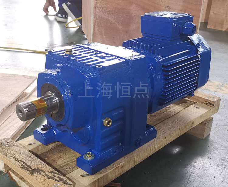 R47系列減速機配電機，藍色油漆實物照片