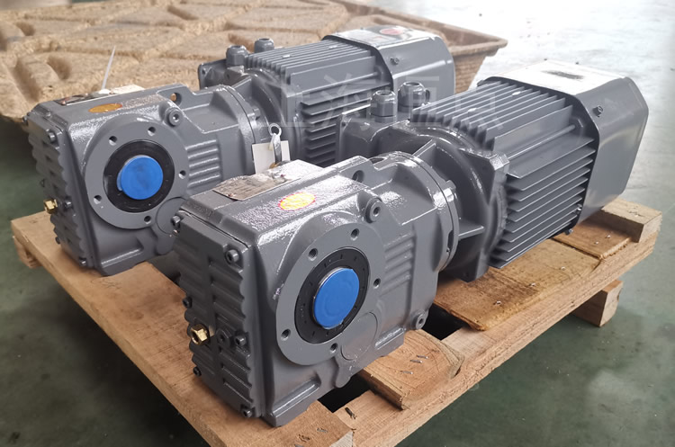 KA37系列減速機通孔輸出，配電機實物圖