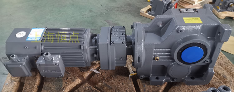 KAB77R37雙級減速機 輸入配變頻電機 實物圖 - 上海恒點