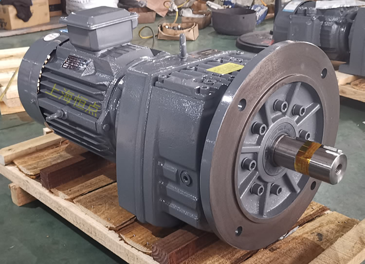 RF87減速機，立式安裝，輸入配電機，實物照片如下