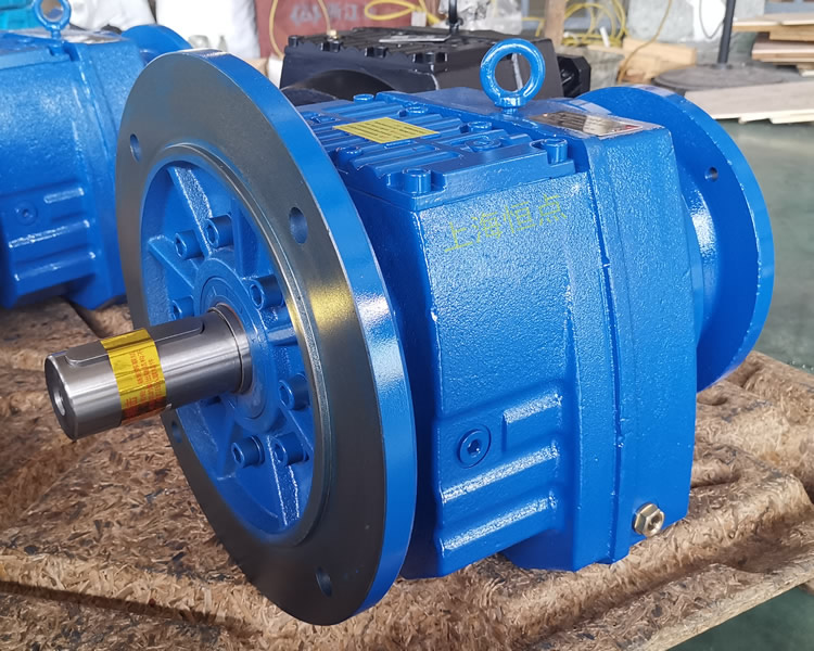 RF87減速機，輸入配法蘭B5端蓋，立式法蘭輸出，實物照片