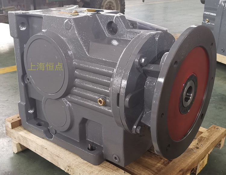 K97減速機，輸入配電機法蘭端蓋，右輸出單軸，實物圖如下