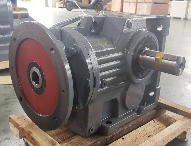 K97減速機，輸入配電機法蘭端蓋，右輸出單軸，實物圖如下